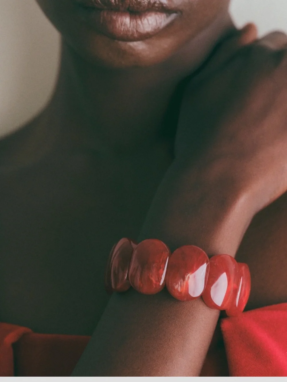 Sezane Flora Earrings, Amandine Bracelet and Clem Necklace
Color: Carmine Red - Picture 8 of 14